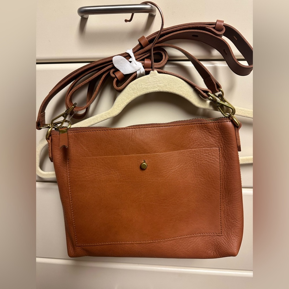 NWT - Madewell Transport Shoulder Crossbody Bag - English Saddle